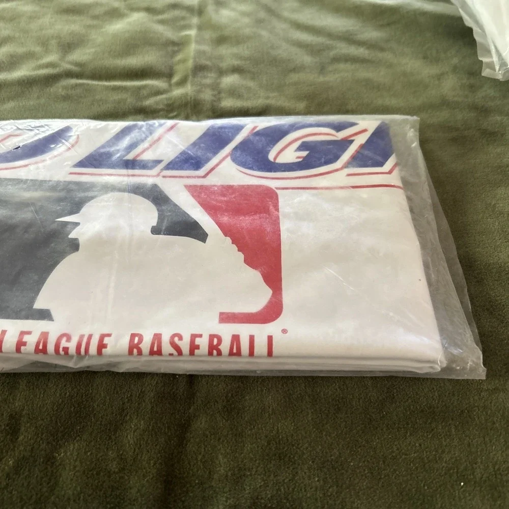 Bud Light Budweiser Inflatable Anheuser Busch MLB Baseball Brand New
